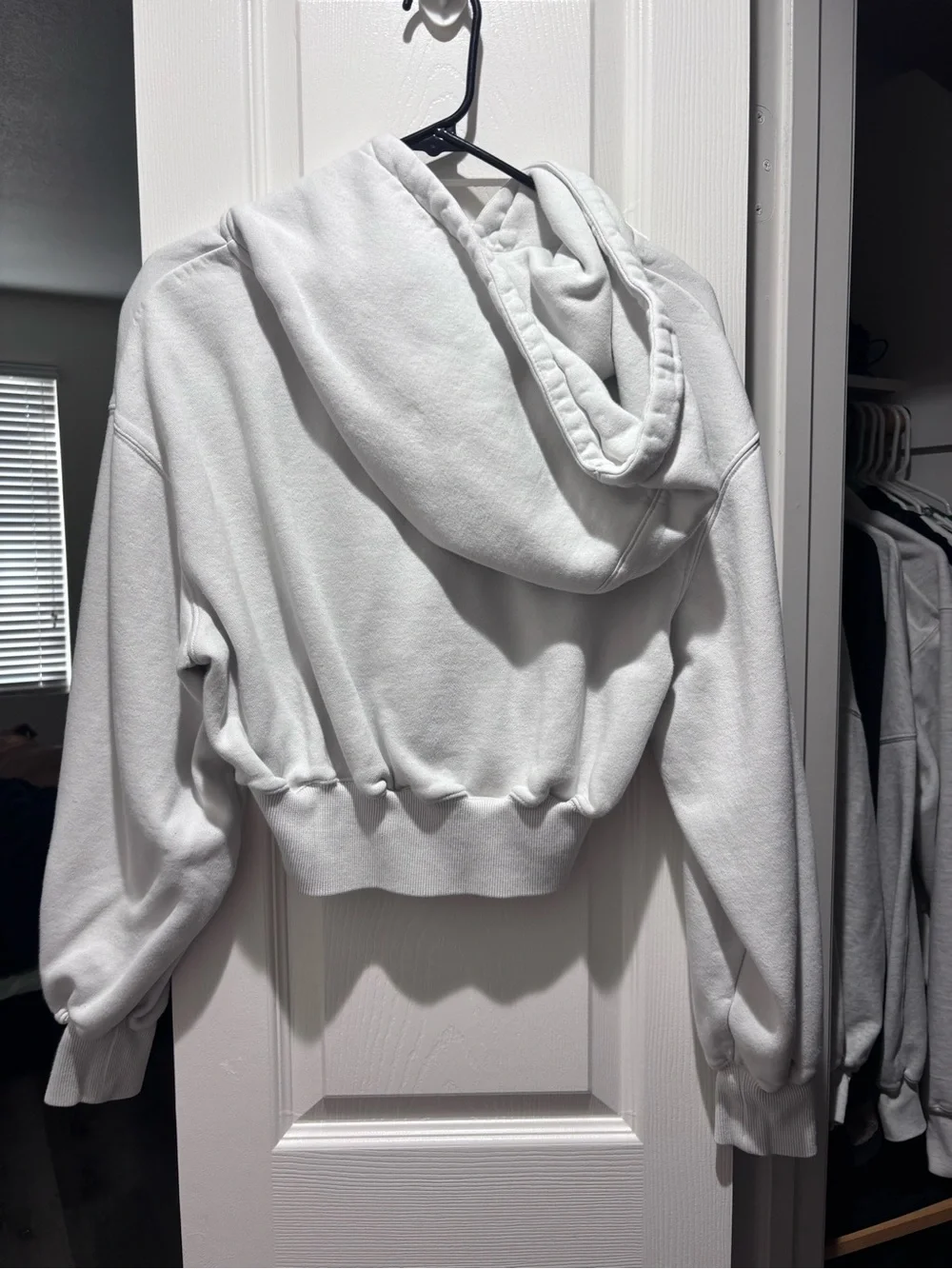 Nike cropped full